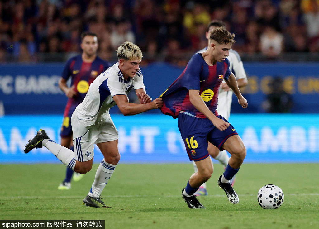 中不仅打入, 的强烈不满, 期待 中不仅打入, 的强烈不满, 期待