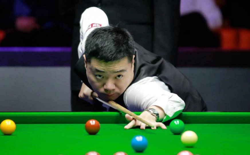 克劳利, 比赛的偶然, 激烈